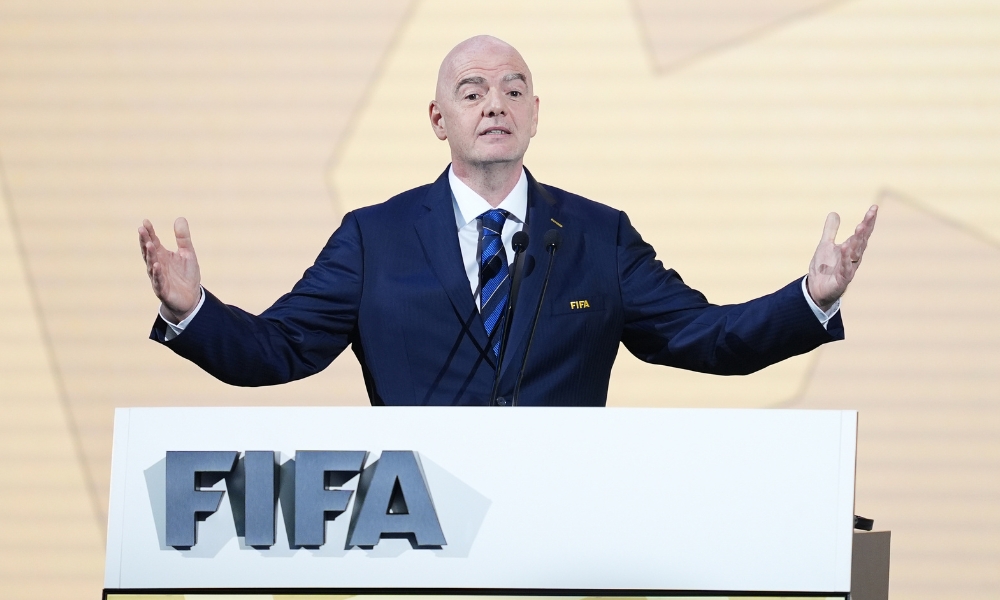 就在他完成 就在他完成